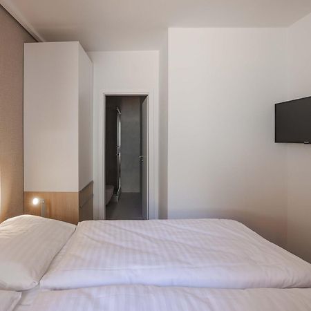 Hotel Taxis Bratislava - New Rooms Exterior photo